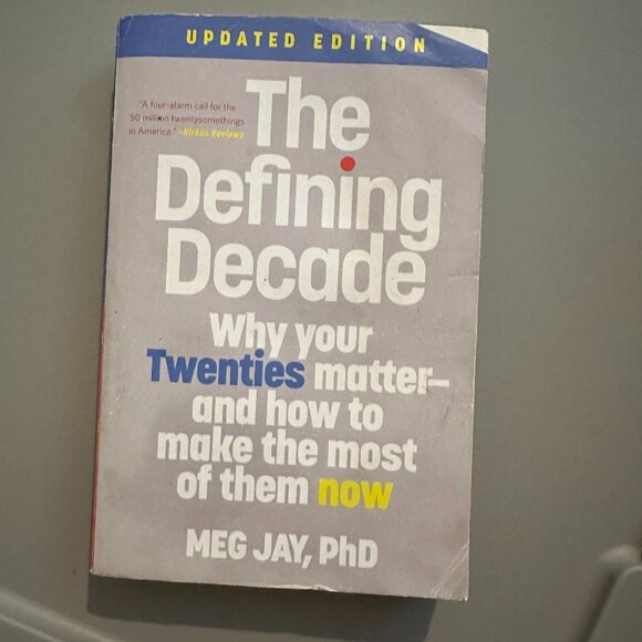 Book - The Defining Decade by Meg Jay - Picture 1 of 5